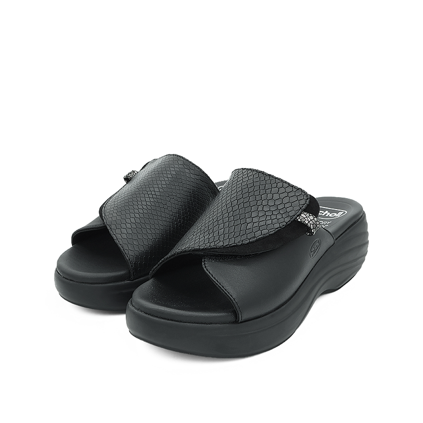 Aura Women's Casual Sandals - Black